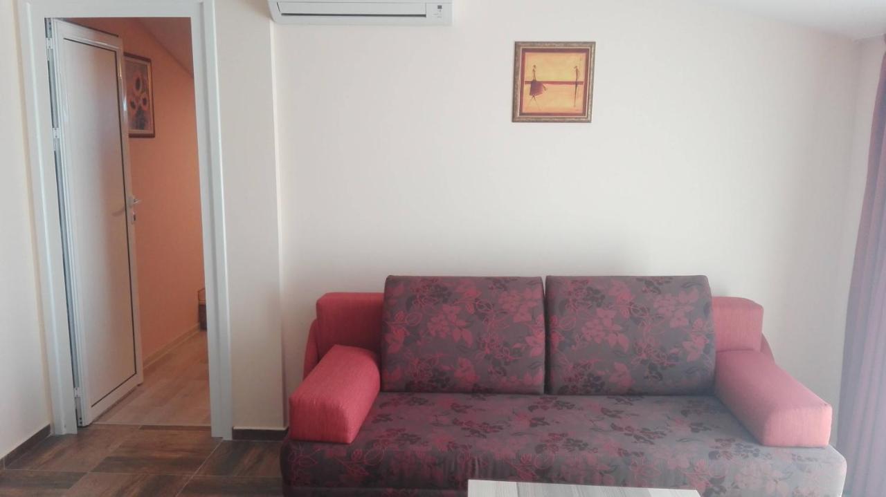 Къщата С Чешмата Apartment Veliko Tarnovo Exterior photo