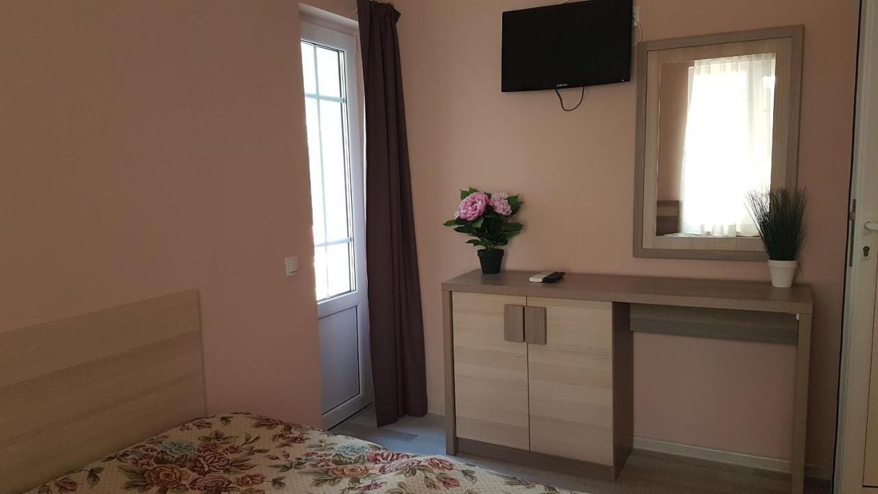 Къщата С Чешмата Apartment Veliko Tarnovo Exterior photo